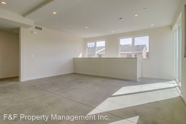 Building Photo - 2129 El Cajon Blvd