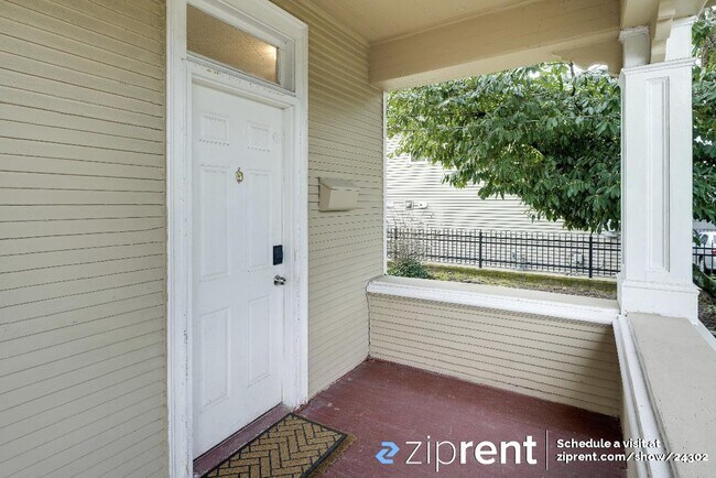 Foto del edificio - 4245 S Graham St