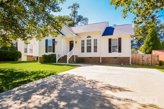 Building Photo - 305 Aqua Marine Ln