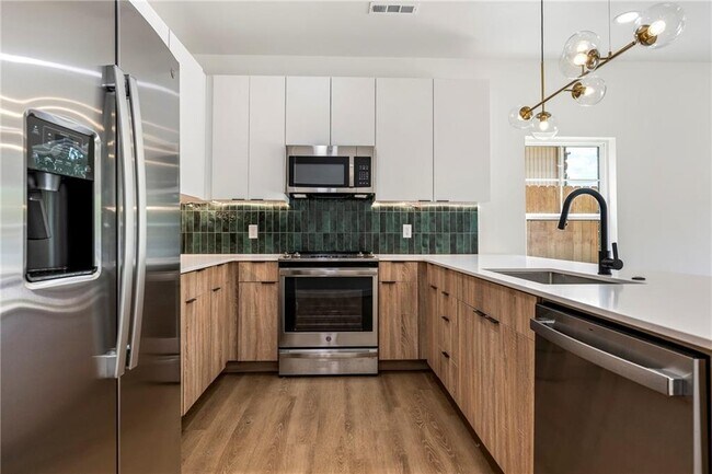 Foto del edificio - 945 SE 10th St