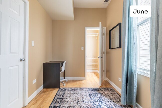 Building Photo - ROOM ONLY in 3-bed/2.0-bath Home
