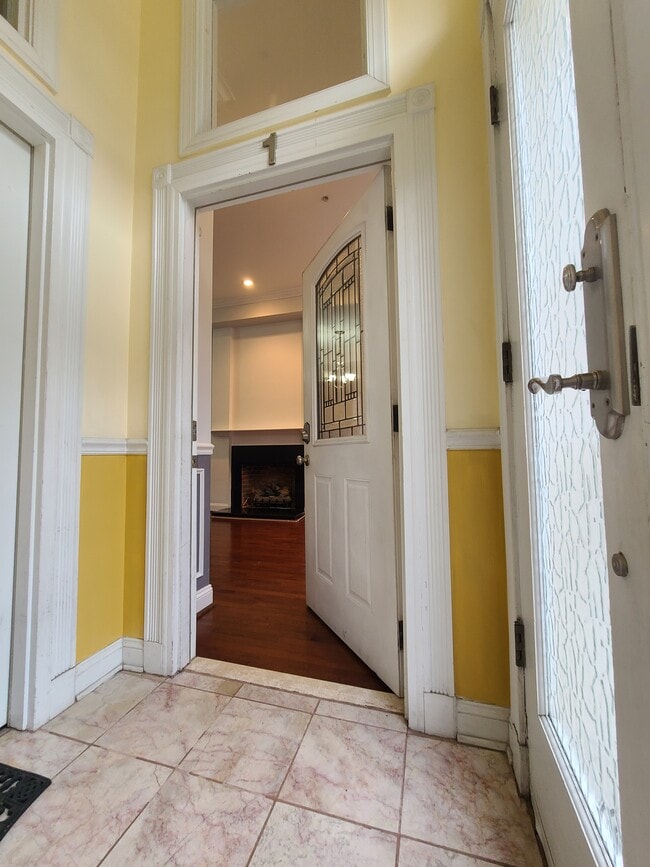 Unit #1 out of 2 units - 903 R St NW