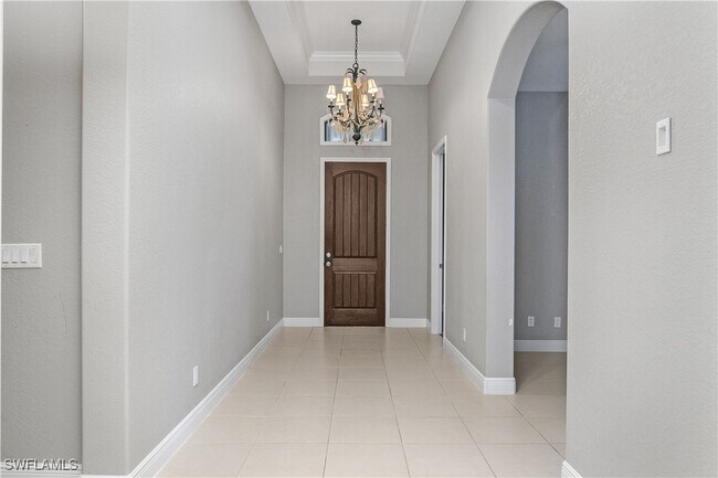 Foto del edificio - 1558 Serrano Cir