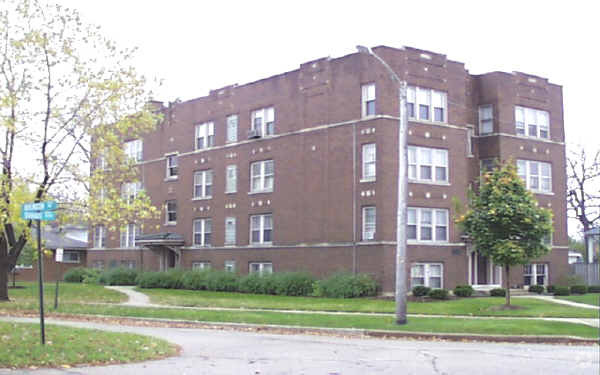 Foto principal - 4005 Dubois Ave