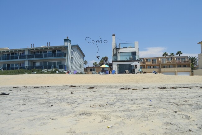 Condo building is steps to the sand - 676 Seacoast Dr