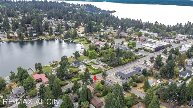 Building Photo - 3 br, 2 bath House - 1628 SW 152nd Street