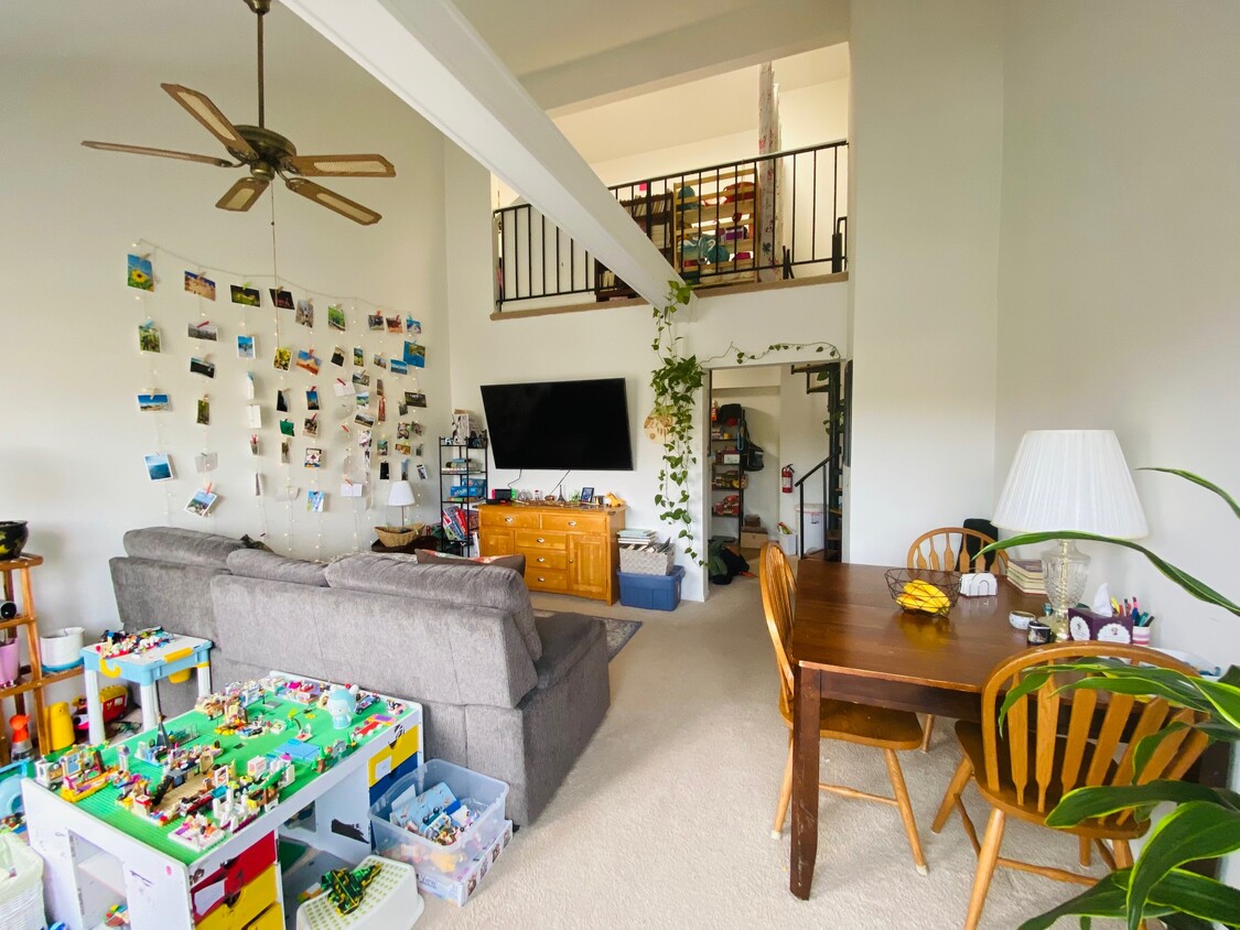 Foto principal - 3606 Royce Ct