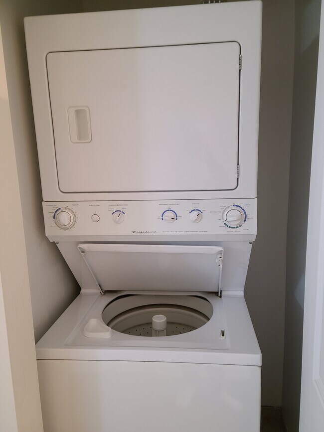 Foto del edificio - 3312 N Lawndale Ave