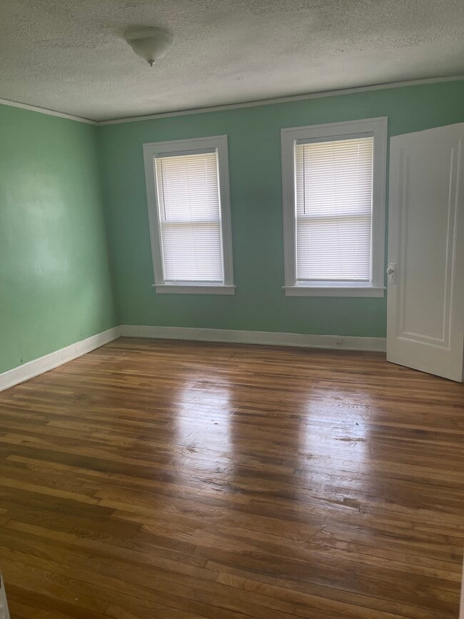 Building Photo - 2903 Glendale St