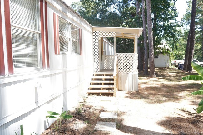 Foto del edificio - 10970 Maywood St