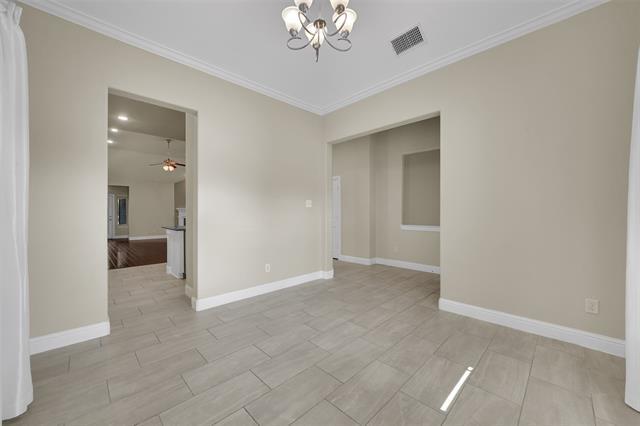 Building Photo - 5805 Zinnia Dr