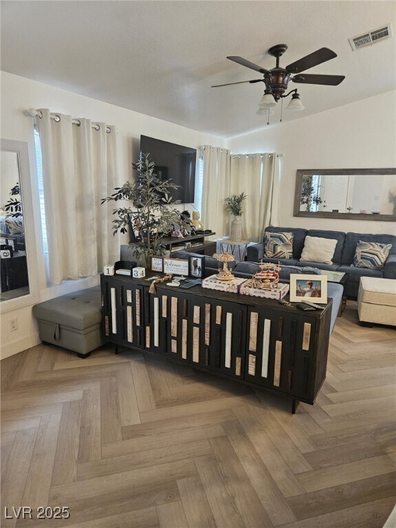 Foto del edificio - 7536 Fencerow St