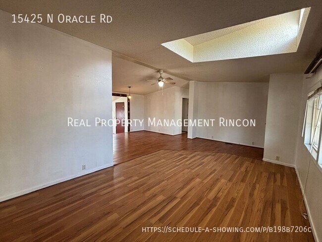 Foto del edificio - 15425 N Oracle Rd
