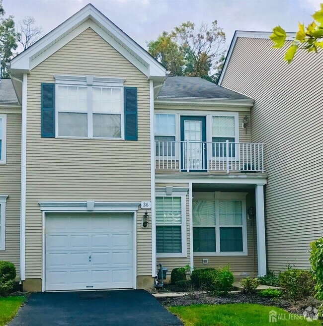 Building Photo - 26 Normandy Dr