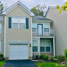 Building Photo - 26 Normandy Dr