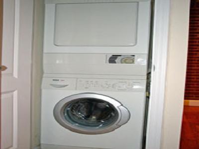 Foto del edificio - 340 E 18th St