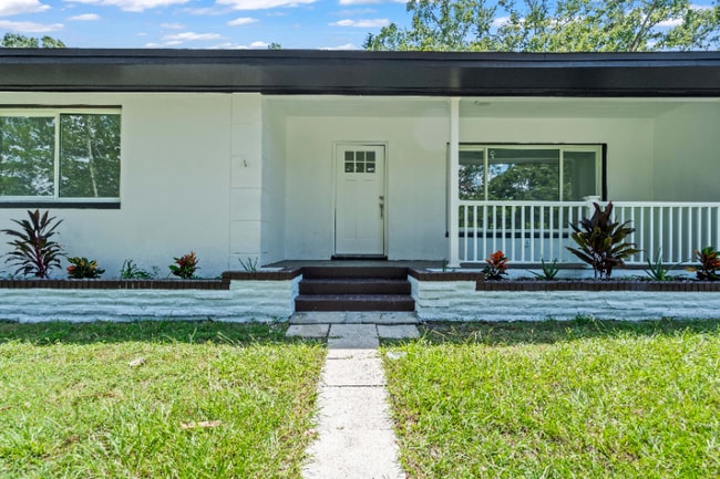Building Photo - 1369 Pine Brook Dr