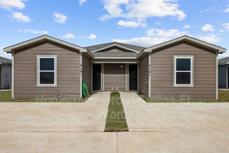 419 County Line Rd Unit B, Mabank, TX 75147 Condo for Rent in Mabank