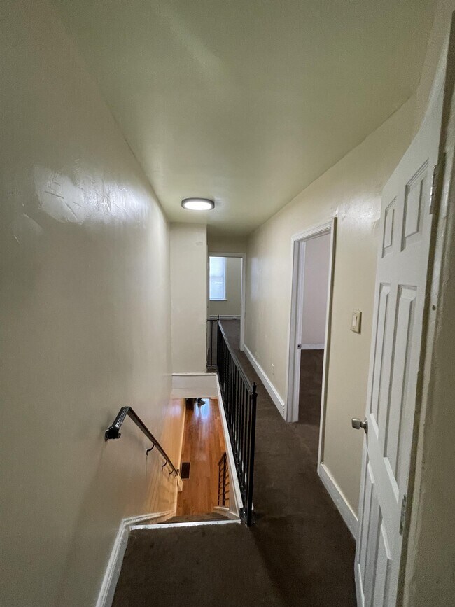 Foto del edificio - 2706 W Seltzer St
