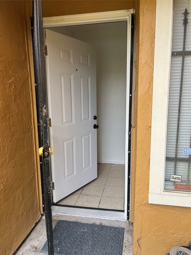 Building Photo - 7709 Rolling Ridge Dr