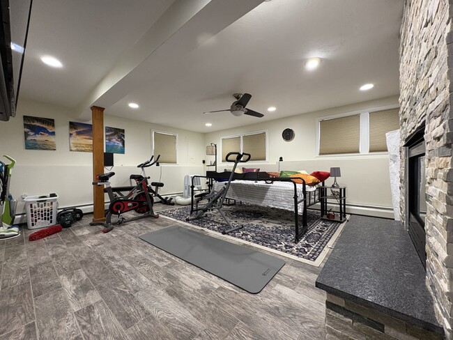 Building Photo - 54 Bumble Bee Cir
