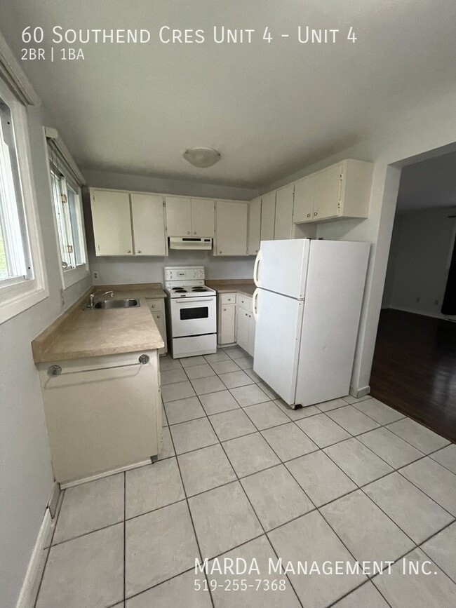 Building Photo - SPACIOUS 2 BED/1BATH UNIT AT SOUTHEND MEWS IN CHATHAM + HYDRO