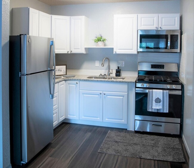 Building Photo - Westridge Apartments