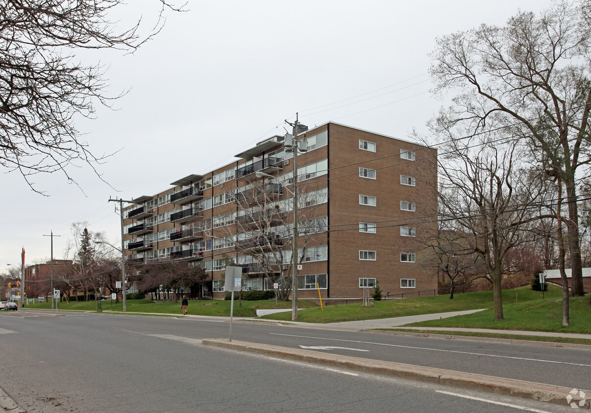 Primary Photo - Windsor House