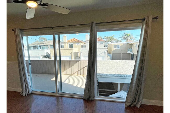 Balcony entrance - 214 14th St