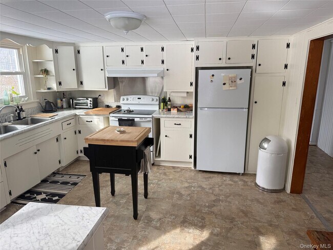 Foto del edificio - 782 Old Rte 22