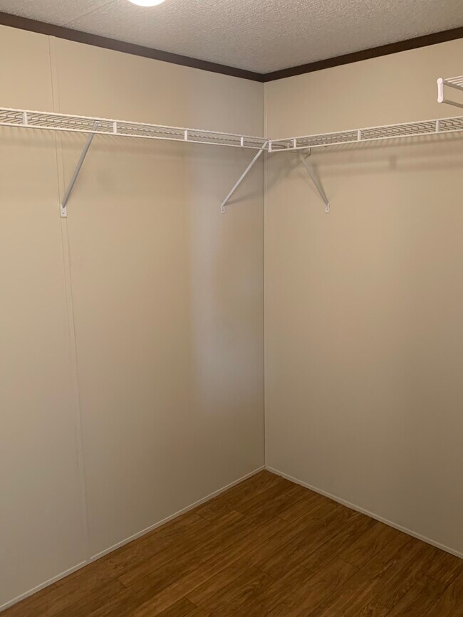 Foto del edificio - 3 bedroom 2 bath $750 a month