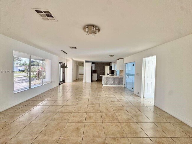 Foto del edificio - 19410 NE 19th Ave