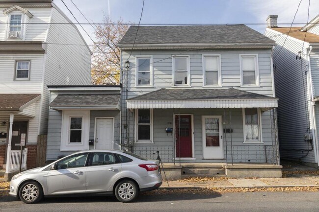 Building Photo - 117 N 12th St