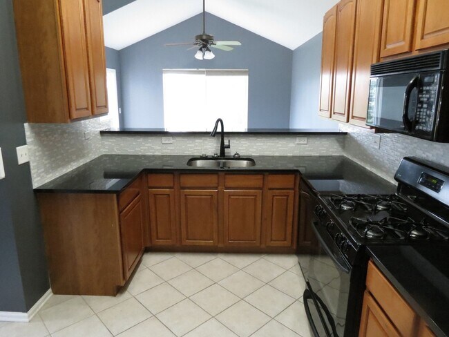 Building Photo - 465 Cary Woods Cir