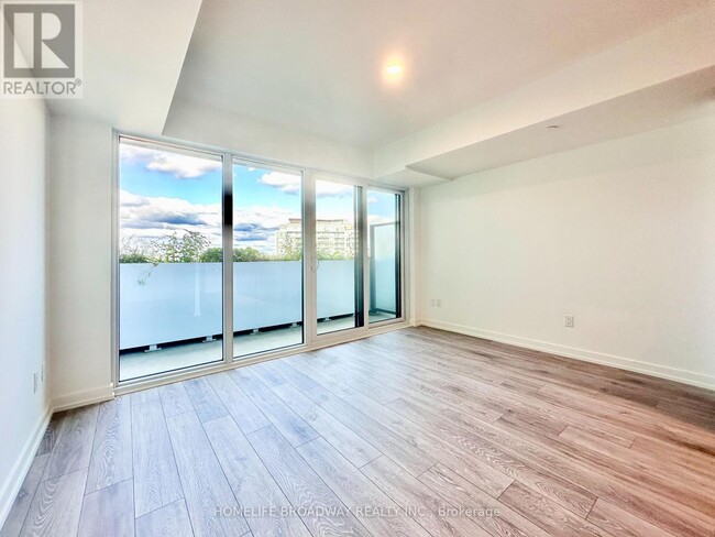 Building Photo - 1100 Sheppard Ave W