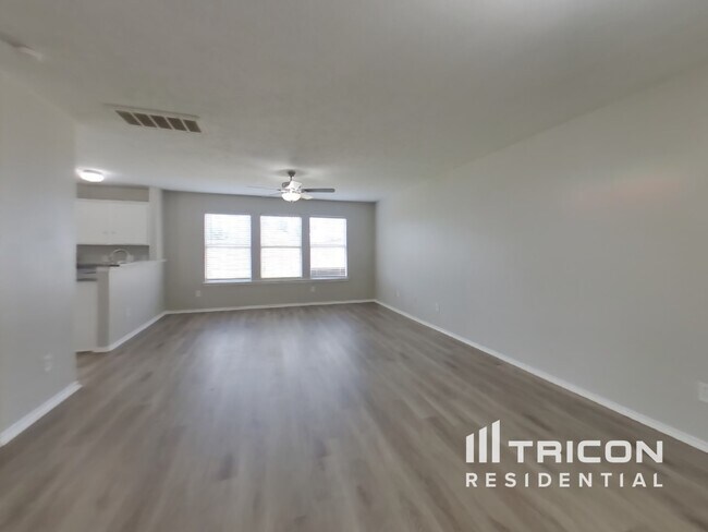 Foto del edificio - 20811 Mossy Hill Ln