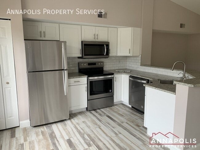 Building Photo - 50j Sandstone Ct