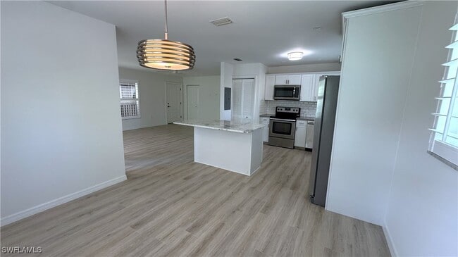 Foto del edificio - 4170 Crayton Rd