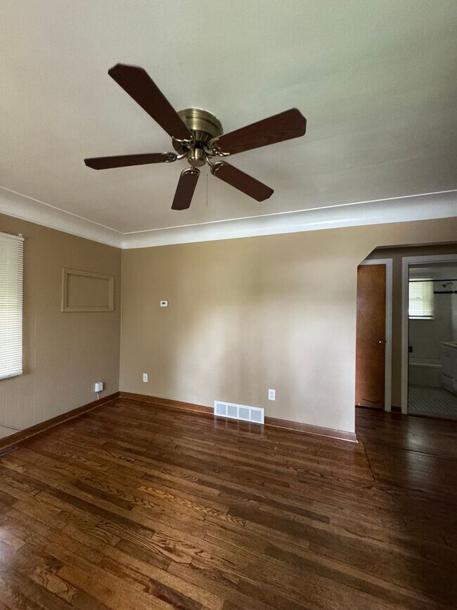 Foto del edificio - 2 Bedroom Home In Eastpointe