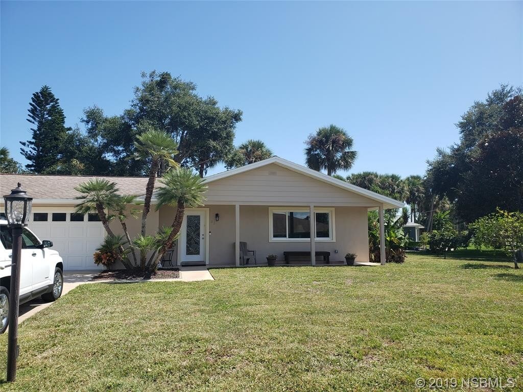 Primary Photo - 83 Aqua Ct