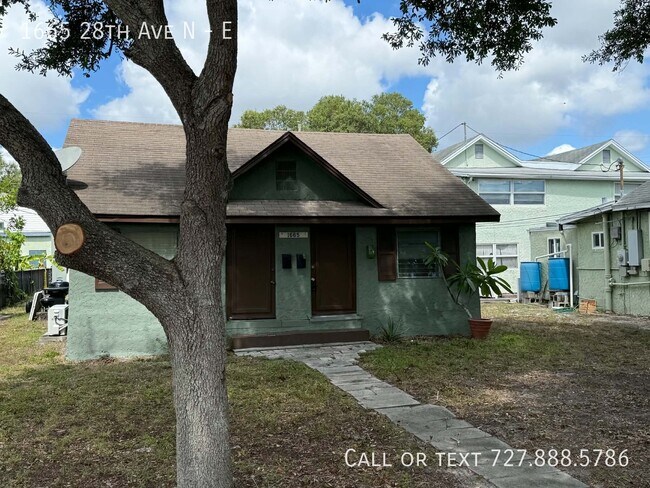 Foto del edificio - 1665 28th Ave N