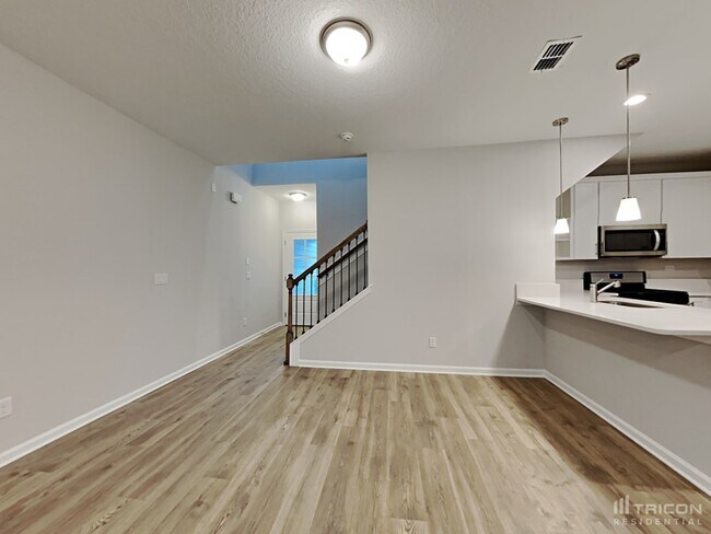 Building Photo - 298 Charlie Way