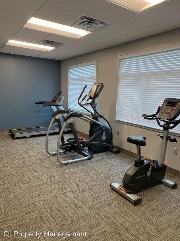Foto del edificio - 625-625 N Oaks Dr