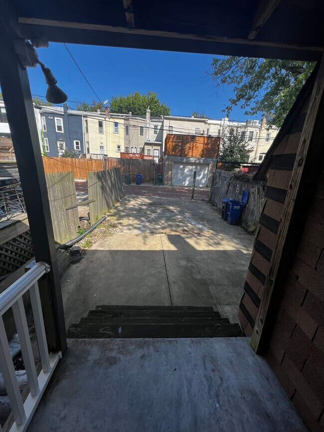 Foto del edificio - Charming 3 BR/2.5 BA Townhome in Columbia ...