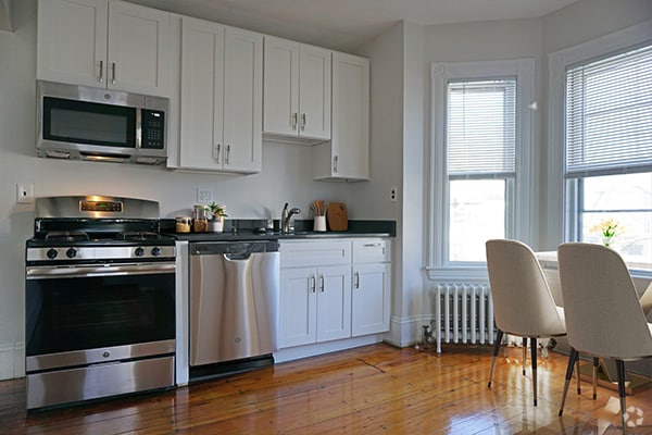 Building Photo - 141 Brown St