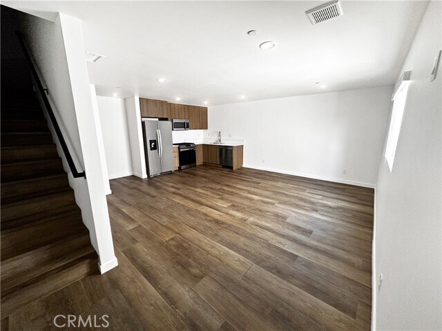Foto del edificio - 1607 W 207th St