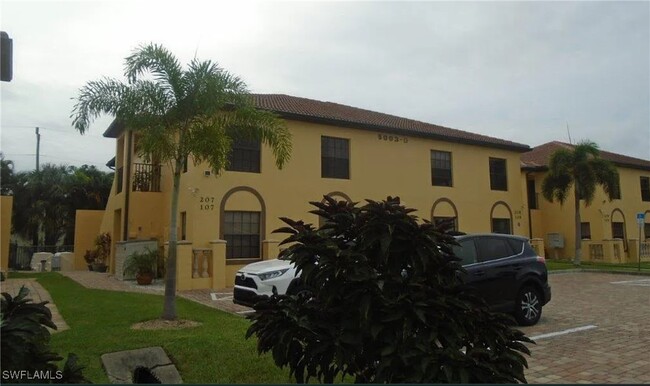 Foto del edificio - 5003 SW 16th Pl