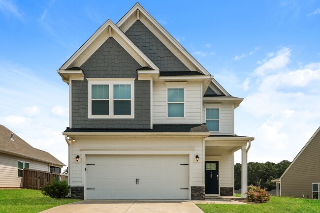 Building Photo - 732 Courtland Dr
