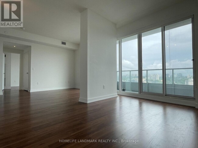 Building Photo - 117-1117 McMahon Dr