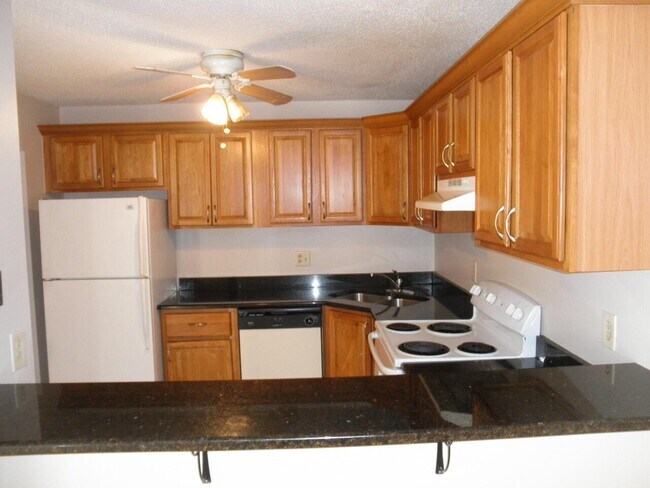 Foto del edificio - 4962 Cherry Rd